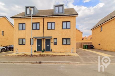 Belgrave Avenue, Sheerness ME12 3 bed semi