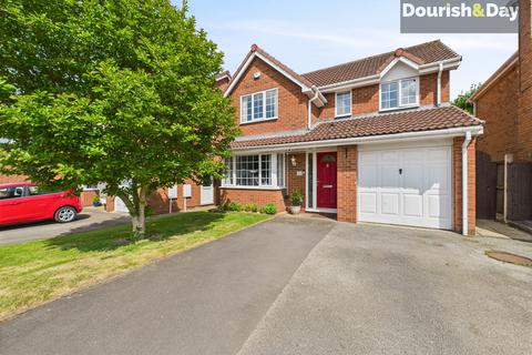 Brundle Avenue, Stafford ST16 4 bed detached house for sale