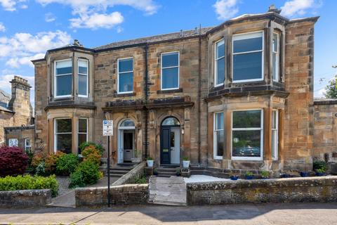 Windsor Place, Stirling, FK8 2 bed flat for sale