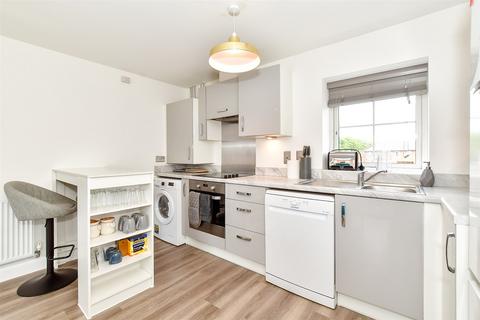 Dulwich Court, Emsworth PO10 2 bed coach house for sale