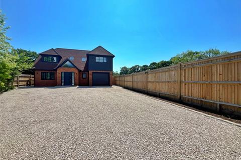 Amberstone, Hailsham, BN27 5 bed detached house for sale