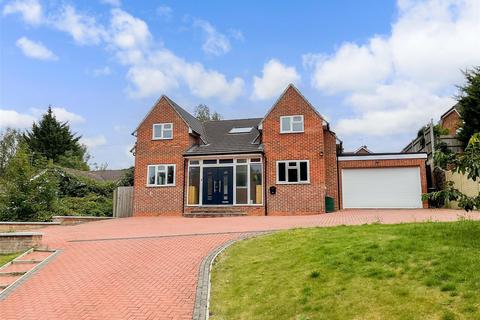 Robin Hood Lane, Walderslade... 5 bed chalet for sale