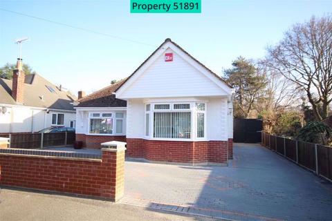 13 Beechwood Avenue, Waterlooville, PO7 4 bed bungalow for sale