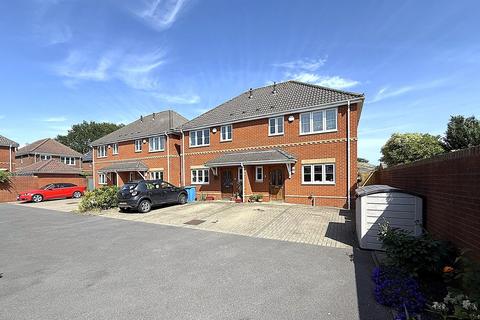Old Dairy Close, Oakdale, POOLE, BH15 2 bed semi