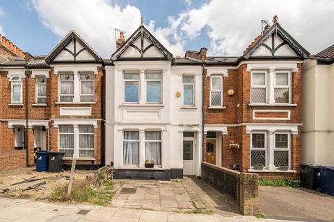 Greenford Avenue, London W7 1 bed flat for sale