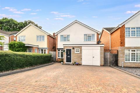 Ridgewood Close, Leamington Spa 3 bed detached house for sale