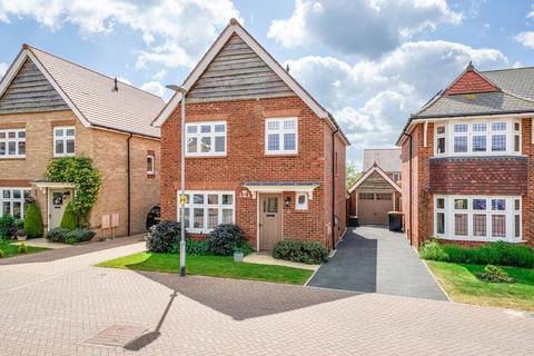 Magpie Meadows, Caddington, LU1 3 bed detached house for sale