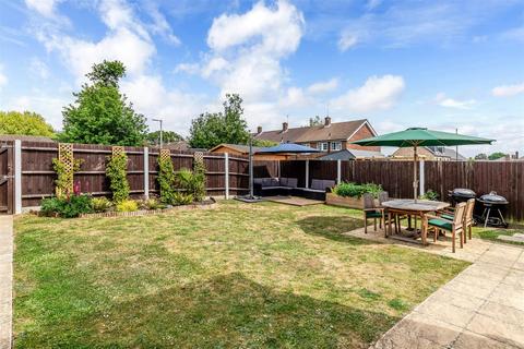 Field Oaks Way, Merstham RH1 3 bed house for sale