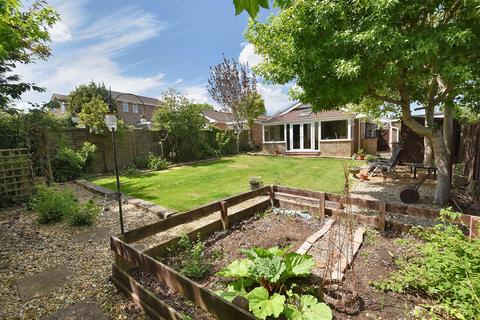 Robinson Heights, Stalbridge 2 bed detached bungalow for sale