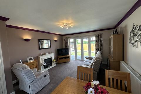 Garth Drive, Gaerwen, Anglesey, LL60 2 bed detached bungalow for sale