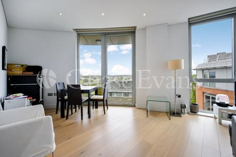 Plaza Gardens, Putney, London, SW15 2 bed flat for sale