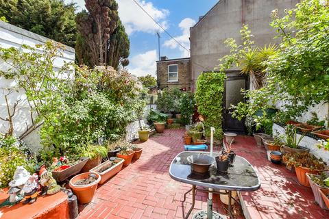 Ellington Road, Ramsgate CT11 4 bed terraced house for sale