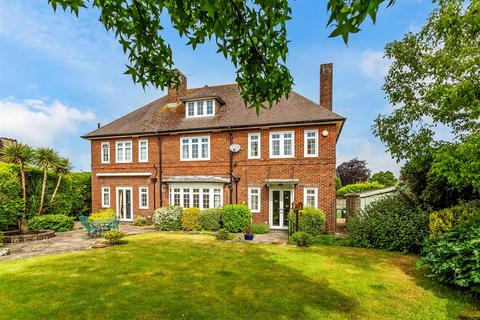 Howell Hill Grove, Ewell, Epsom 4 bed detached house for sale