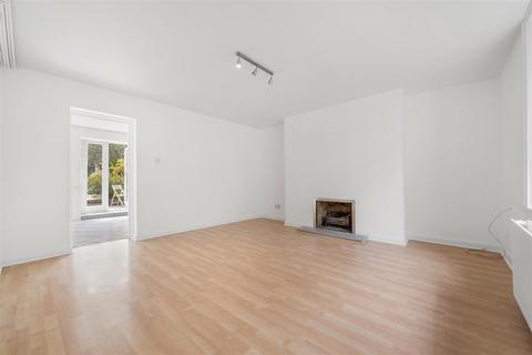 Trinity Rise, London, SW2 1 bed flat for sale