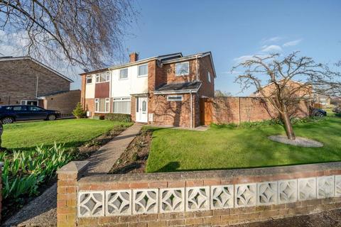 Benson,  Wallingford,  OX10 4 bed semi