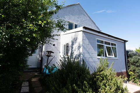 Lymn Avenue, Nottingham NG4 3 bed end of terrace house for sale