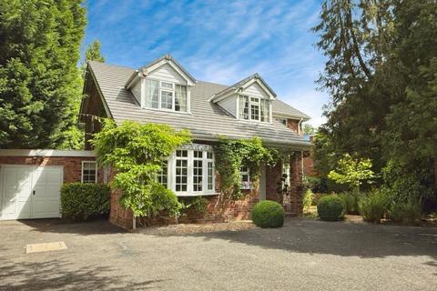 Thorn Road, Bramhall 4 bed detached house for sale