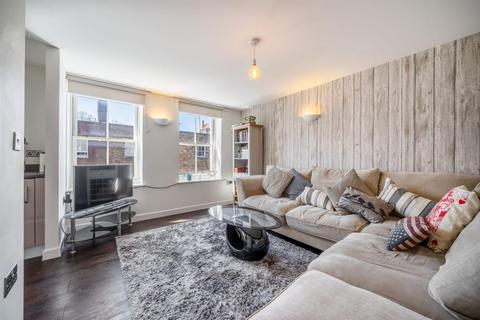 Whitfield Place, Fitzrovia, W1T 2 bed flat for sale