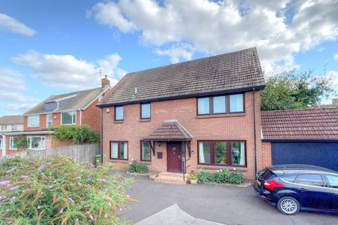 Winchester Road, Petersfield GU32 4 bed detached house for sale