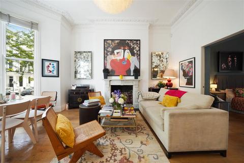 Elgin Crescent, W11 1 bed flat for sale