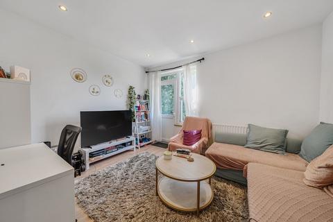 Ellison Road, Streatham, London, SW16 1 bed flat for sale
