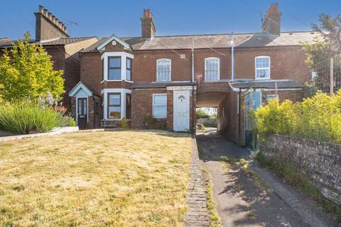 Tring 1 bed apartment for sale