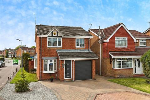 Celandine Close, Hull 3 bed detached house for sale