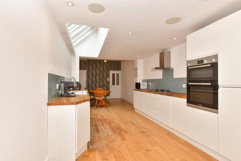 Five Ash Road, Gravesend, Kent 2 bed terraced house for sale