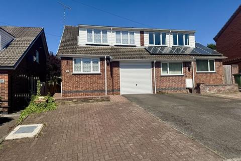 Leicester Road, Coalville LE67 3 bed semi