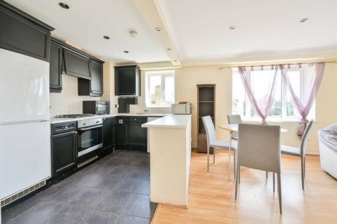 Quayside Court, Rotherhithe, London... 2 bed flat for sale