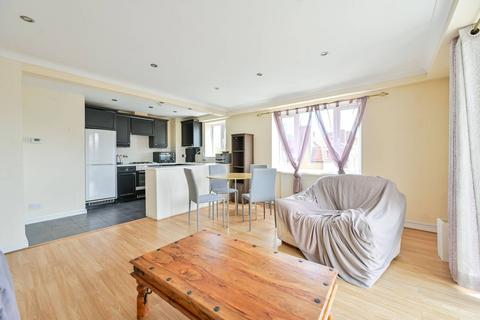 Quayside Court, Rotherhithe, London... 2 bed flat for sale
