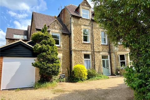 Albury Road, Guildford, Surrey, GU1 1 bed apartment for sale