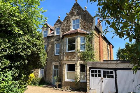 Albury Road, Guildford, Surrey, GU1 1 bed apartment for sale