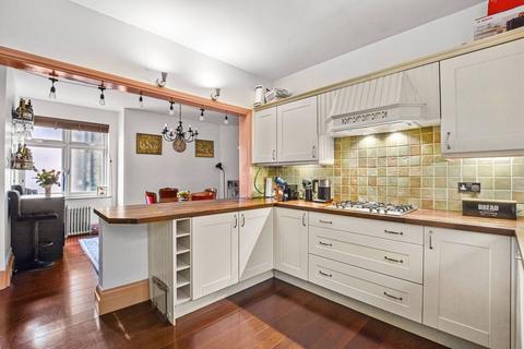 Cholmley Gardens, West Hampstead... 3 bed flat for sale