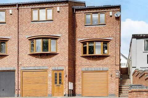 Conway Road, Carlton NG4 3 bed end of terrace house for sale