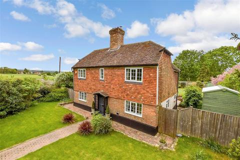 Linton Hill, Linton, Maidstone, Kent 3 bed detached house for sale