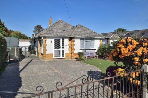 Rosewood Gardens, New Milton... 2 bed detached bungalow for sale
