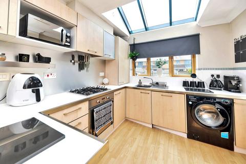 Hurdles Way, Cambridge CB22 2 bed end of terrace house for sale
