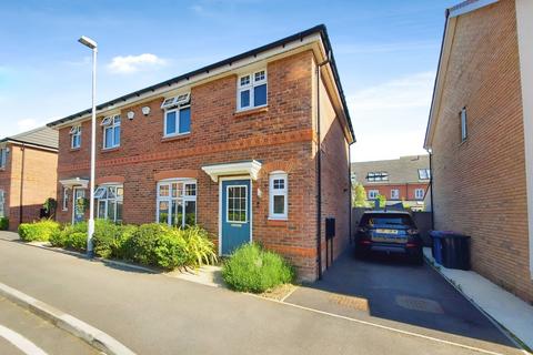Montgomery Street, Eccles, M30 3 bed semi