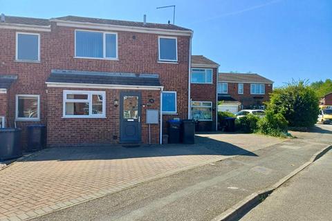 Lowlands Close, Rectory Farm... 3 bed semi