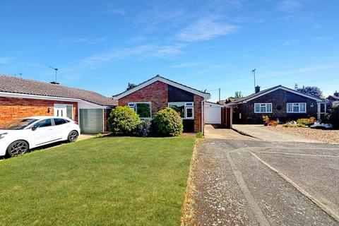 Feedhams Close, Wivenhoe, Colchester... 2 bed detached bungalow for sale