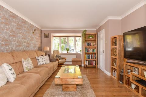 Shirley Close, Gravesend, Kent 4 bed detached house for sale