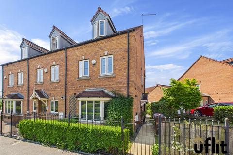 Wharf Road, Mexborough 4 bed semi