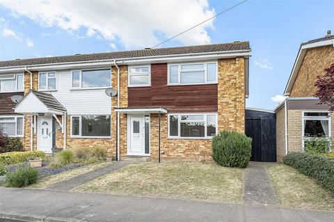 The Wick, Kimpton 3 bed end of terrace house for sale
