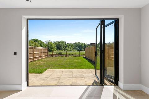 Kings Mill Lane, South Nutfield... 3 bed terraced house for sale
