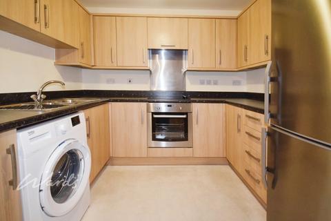 North Star Boulevard, Greenhithe, Kent 2 bed flat for sale