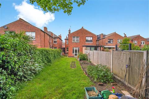 Harlesden Road, Willesden Green, NW10 2 bed flat for sale