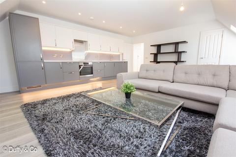 Woodside, Franklands Village... 2 bed apartment for sale