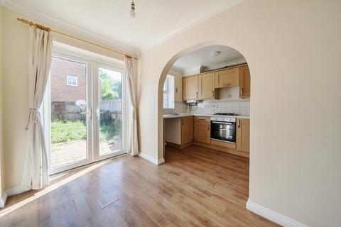 Redwood Grove, Havant PO9 2 bed terraced house for sale