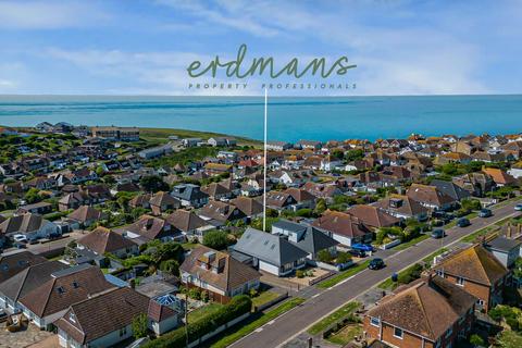 Brambletyne Avenue, Saltdean, BN2 5 bed detached house for sale